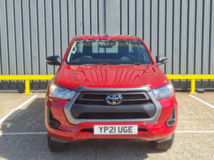 2021 Toyota Hilux D-4d Active in Red — image 3