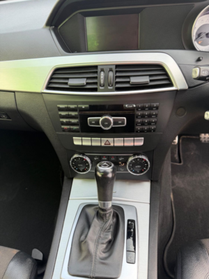 2012 Mercedes-Benz C Class 2.1 C220 Cdi Blueefficiency Amg Sport Coupe 2dr Diesel G-Tronic+ Euro 5 (s/s) (170 Ps) in Black — image 3