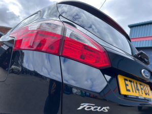 2014 Ford Focus 1.6 Tdci Econetic Titanium Navigator Estate 5dr Diesel Manual Euro 5 (s/s) (105 Ps) in Black — image 3