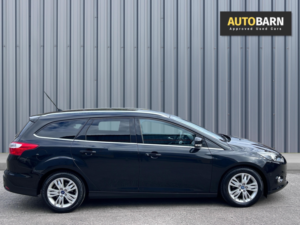 2014 Ford Focus 1.6 Tdci Econetic Titanium Navigator Estate 5dr Diesel Manual Euro 5 (s/s) (105 Ps) in Black — image 6