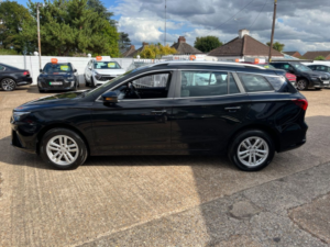 2023 MG Mg5 61.1kwh Se Long Range Estate 5dr Electric Auto (156 Ps) in Black — image 4