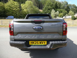 2025 Ford Ranger 2.0 Td Ecoblue Wildtrak Pickup Double Cab 4dr Diesel Auto 4WD Euro 6 (s/s) (205 Ps) in Grey — image 4