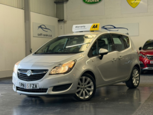 2015 Vauxhall Meriva 1.7 Cdti Exclusiv in Silver — image 3