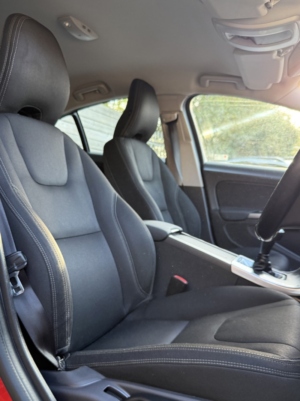 2014 Volvo S60 2.0 D4 Business Edition in Red — image 5