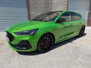2023 Ford Focus 2.3 Focus St 5 Door 2.3l Ecoboost 280ps Fwd 6 Speed Manual in Green — image 2