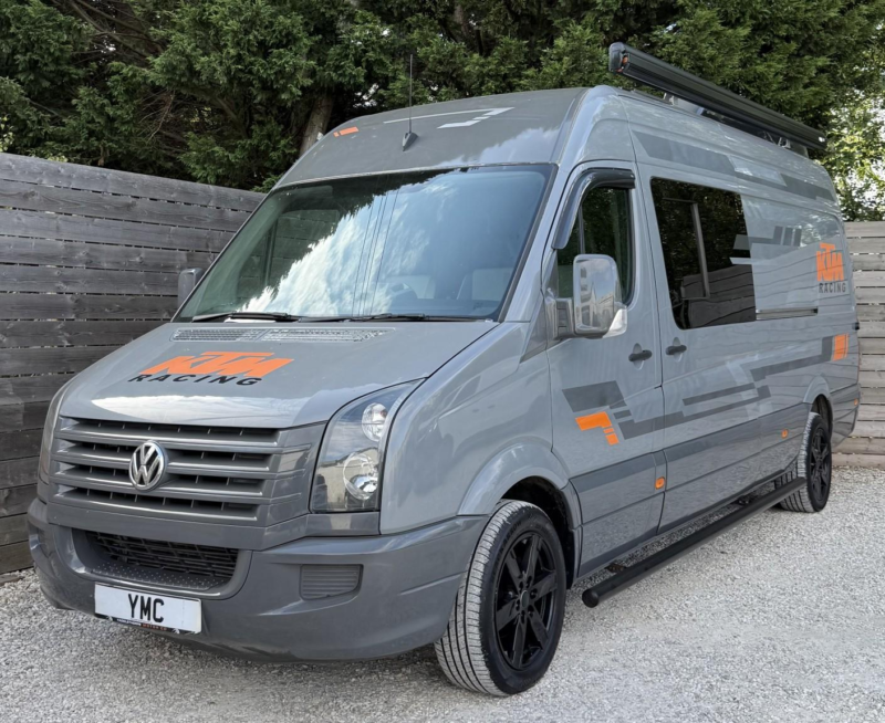 2015 Volkswagen Campervan 2.0 Tdi Cr35 Race Van in Grey — image 1