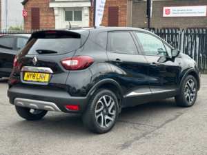 2018 Renault Captur 0.9 Tce Energy Dynamique S Nav SUV 5dr Petrol Manual Euro 6 (s/s) (90 Ps) in Black — image 4