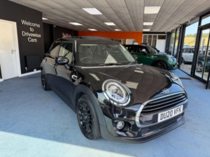 2020 MINI Hatch 1.5 Cooper Classic Euro 6 (s/s) 5dr in Black — image 3