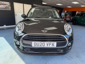 2020 MINI Hatch 1.5 Cooper Classic Euro 6 (s/s) 5dr in Black — image 4