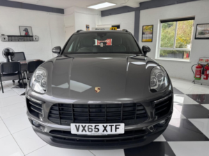 2015 Porsche Macan 2.0t Pdk 4WD Euro 6 (s/s) 5dr in Grey — image 2