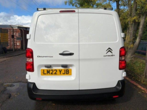 2022 Citroen Dispatch 1.5 Bluehdi 1000 Enterprise Pro M Fwd 2 Euro 6 (s/s) 6dr in White — image 6