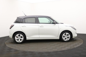 2025 Suzuki Swift 1.2 Mhev Motion Hatchback 5dr Petrol Hybrid Manual Euro 6 (s/s) (82 Ps) in White — image 2