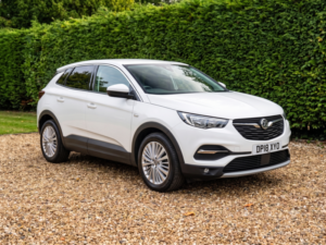 2018 Vauxhall Grandland X 1.2 Turbo Sport Nav Euro 6 (s/s) 5dr in White — image 4
