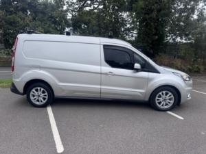 2020 Ford Transit Connect 1.5 240 Ecoblue Limited in Silver — image 2