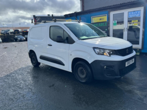 2019 Peugeot Partner 1.6 Bluehdi 650 Professional Standard Panel Van Swb Euro 6 5dr in White — image 2