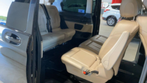2019 Mercedes-Benz V Class 2.0 V300d Amg Line MPV 5dr Diesel G-Tronic+ Euro 6 (s/s) Xlwb (239 Ps) in Black — image 3