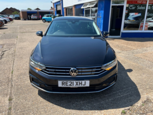 2021 Volkswagen Passat 1.4 Tsi 13kwh Gte Saloon 4dr Petrol Plug-In Hybrid DSG Euro 6 (s/s) (218 Ps) in Black — image 2
