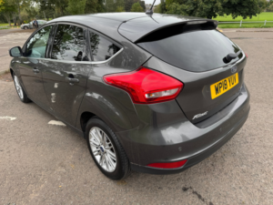 2018 Ford Focus 1.0t Ecoboost Zetec Edition Hatchback 5dr Petrol Manual Euro 6 (s/s) (125 Ps) in Grey — image 6