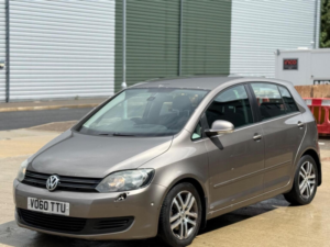 2010 Volkswagen Golf Plus 2.0 Tdi Se DSG Euro 5 5dr in Bronze — image 3