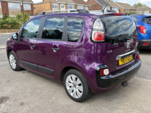 2017 Citroen C3 Picasso 1.2 Puretech Edition in Purple — image 6