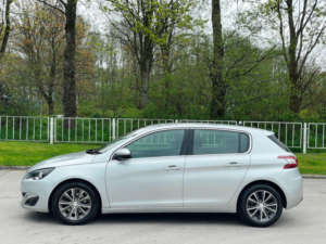 2016 Peugeot 308 2.0 Bluehdi Allure Eat Euro 6 (s/s) 5dr in Silver — image 5