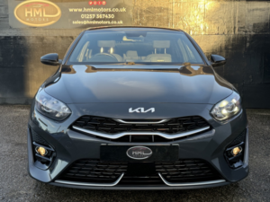 2022 Kia Ceed 1.5 T-Gdi Gt-Line in Grey — image 5