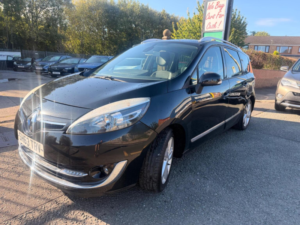 2013 Renault Grand Scenic 1.5 Dci Energy Dynamique Tomtom Euro 5 (s/s) 5dr in Black — image 2