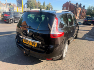 2013 Renault Grand Scenic 1.5 Dci Energy Dynamique Tomtom Euro 5 (s/s) 5dr in Black — image 4