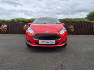 2016 Ford Fiesta 1.3 Zetec in Red — image 4
