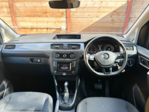 2021 Volkswagen Caddy Maxi Life 5 SEAT Auto Wheelchair Accessible Disabled Access Vehicle in Grey — image 2