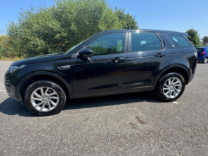 2018 Land Rover Discovery Sport 2.0 Td4 Se 4WD Euro 6 (s/s) 5dr in Black — image 4