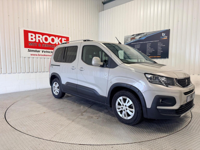 2020 Peugeot Rifter 1.5 Bluehdi Allure Standard MPV Euro 6 (s/s) 5dr in Beige — image 1