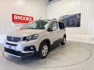 2020 Peugeot Rifter 1.5 Bluehdi Allure Standard MPV Euro 6 (s/s) 5dr in Beige — image 5