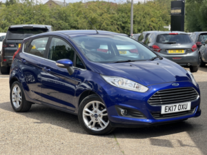 2017 Ford Fiesta 1.3 Zetec in Blue — image 2