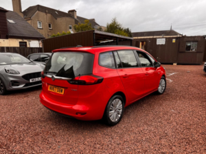 2017 Vauxhall Zafira Tourer 1.4i Turbo Design Euro 6 5dr in Red — image 5