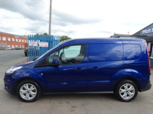 2017 Ford Transit Connect 1.5 Tdci 200 Limited L1 H1 5dr in Blue — image 4