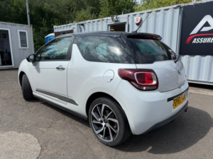 2017 Ds Automobiles Ds 3 1.2 Puretech Connected Chic Hatchback 3dr Petrol Manual Euro 6 (s/s) (110 Ps) in White — image 3