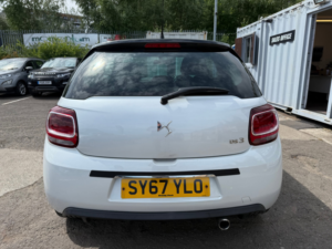 2017 Ds Automobiles Ds 3 1.2 Puretech Connected Chic Hatchback 3dr Petrol Manual Euro 6 (s/s) (110 Ps) in White — image 5