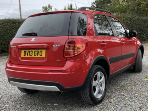 2013 Suzuki Sx4 2.0 Ddis Sz5 in Red — image 4