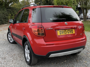2013 Suzuki Sx4 2.0 Ddis Sz5 in Red — image 6