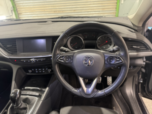 2019 Vauxhall Insignia 1.6 Turbo D Blueinjection Sri Nav in Blue — image 2