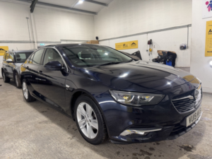 2019 Vauxhall Insignia 1.6 Turbo D Blueinjection Sri Nav in Blue — image 6