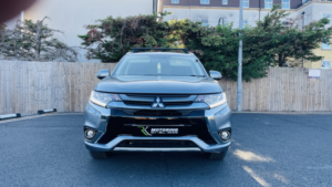 2017 Mitsubishi Outlander 2.0 H 12kwh 4h in Grey — image 6