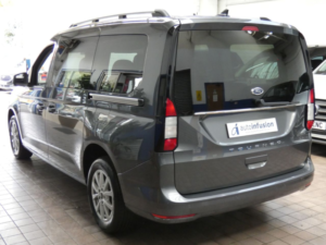 2023 Ford Grand Tourneo Connect 2.0 Ecoblue Titanium MPV 5dr Diesel Manual Euro 6 (s/s) (122 Ps) in Grey — image 4