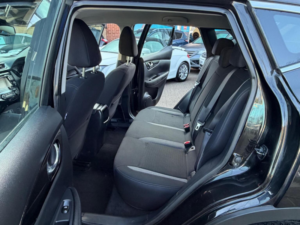 2019 Nissan Qashqai 1.5 Dci Acenta Premium Euro 6 (s/s) 5dr in Black — image 5