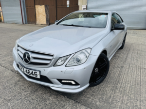 2010 Mercedes-Benz E Class 3.0 E350 Cdi V6 Blueefficiency Sport in Silver — image 2