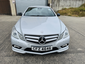 2010 Mercedes-Benz E Class 3.0 E350 Cdi V6 Blueefficiency Sport in Silver — image 3