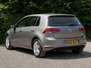 2015 Volkswagen Golf 1.4 Tsi Bluemotion Tech Match in Grey — image 3