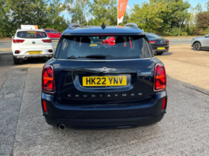 2022 MINI Countryman 1.5 Cooper Classic SUV 5dr Petrol Manual Euro 6 (s/s) (136 Ps) in Black — image 6