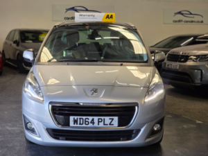 2014 Peugeot 5008 2.0 Hdi Allure in Silver — image 3